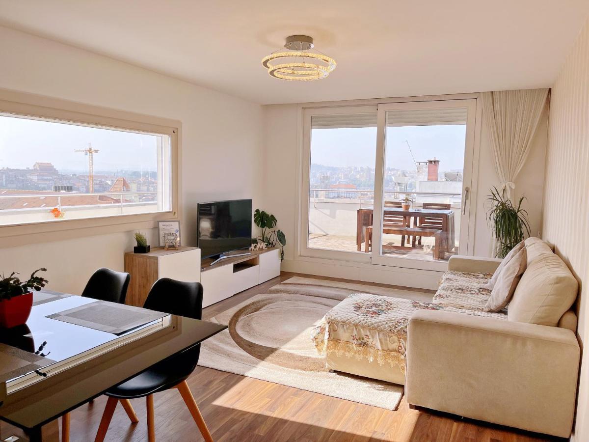 Unique Penthouse Porto Near Livaria Lello - 40M2 Terrace And Free Parking Zewnętrze zdjęcie